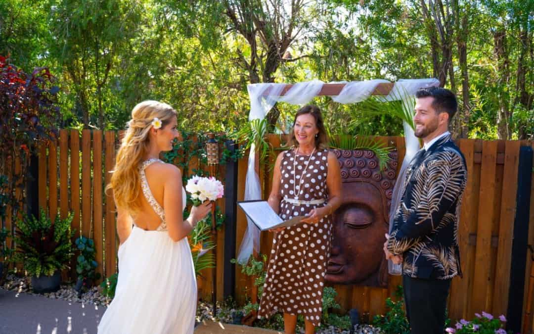 Choosing The Right Celebrant For Your Gold Coast Wedding